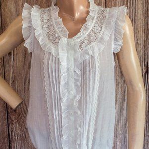 Simply Irresistible Womens Lace Ruffle Top L